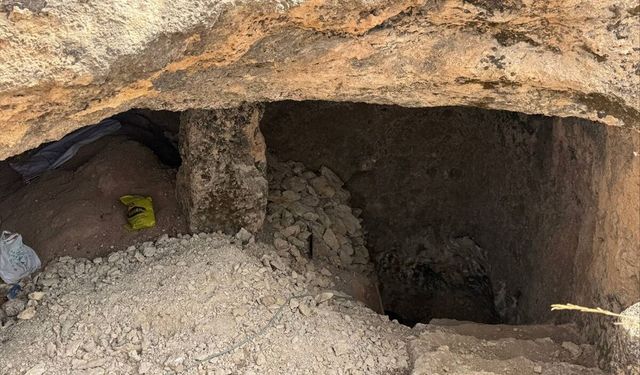 Batman Beşiri'de Kaçak Kazı Yapan 4 Kişi Yakalandı