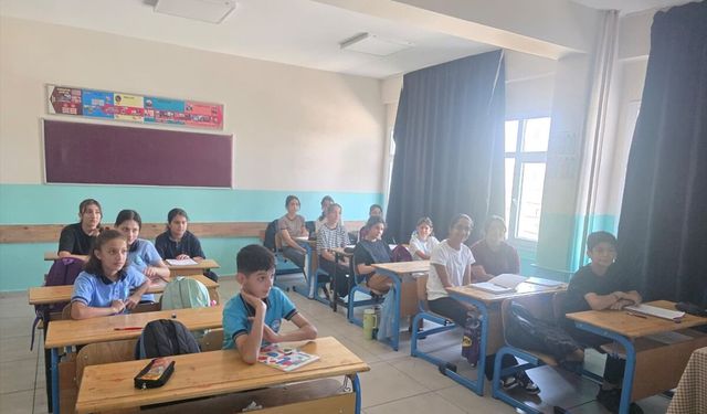 Cizre'de LGS ve YKS Kursları Öğrencilere Başladı