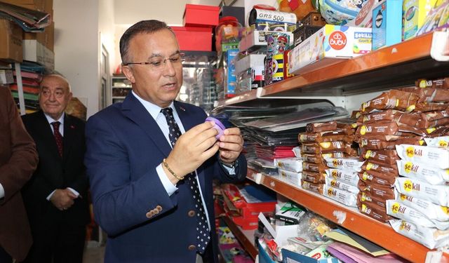 Gaziantep'te öğrencilere kırtasiye kartı desteği
