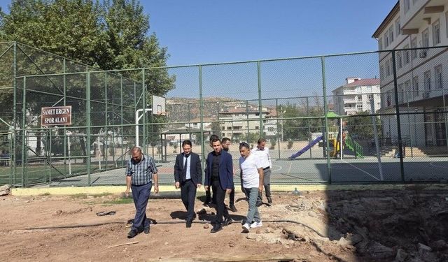 Gölbaşı Anadolu Lisesi’nde Tadilat Çalışmaları İncelendi