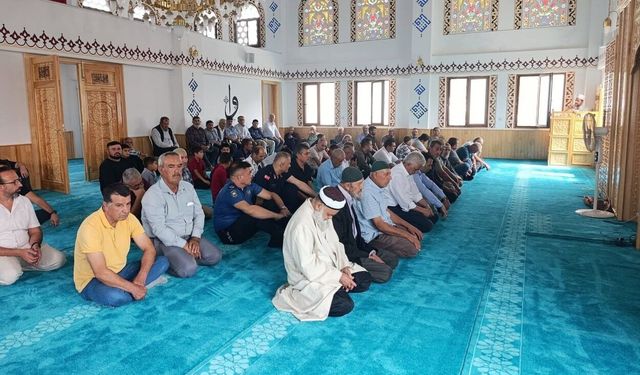 Gölbaşı Aşağı Karaburun’da Cami İbadete Açıldı