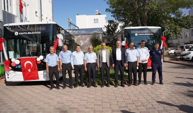Kahta Belediyesi Filosuna 4 Yeni Otobüs Kazandırdı