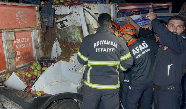 Adıyaman'da Kamyonet Traktör Kazasında Bir Ölü