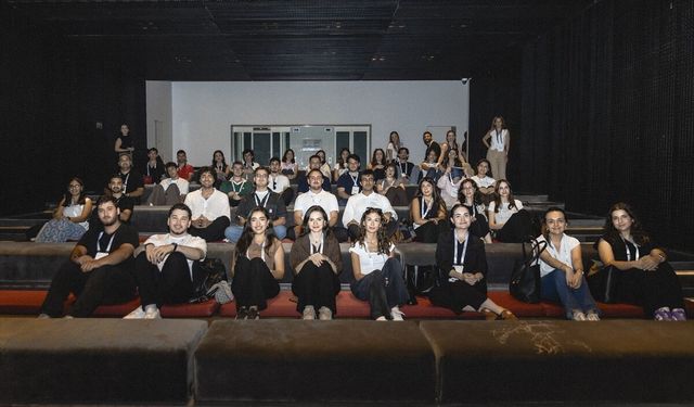 Garanti BBVA'dan Öğrencilere Kariyer ve Sanat Buluşması