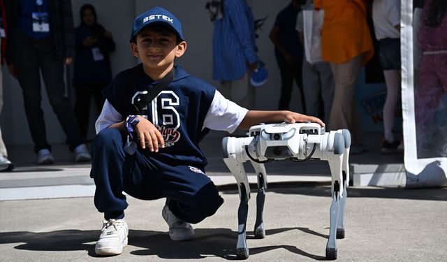 TEKNOFEST'in Robot Köpeği Şanlıurfa'da 'İsot' Oldu