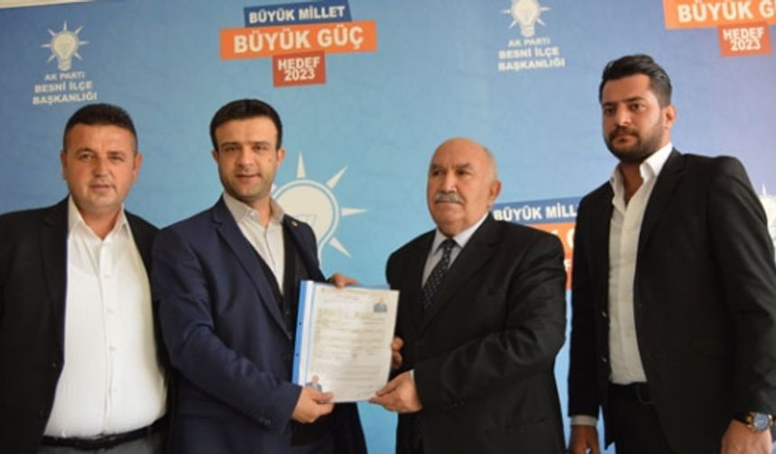 Nuri Tuğsuz Aday Adaylık Başvurusunu Gerçekleştirdi