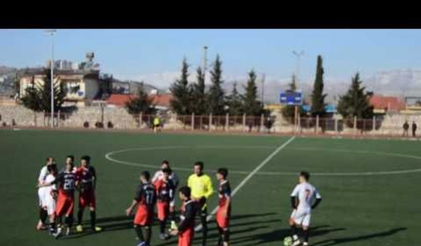 BESNİ SPOR:1 - BESNİ BELEDİYE SPOR:4 MAÇ ÖZETİ