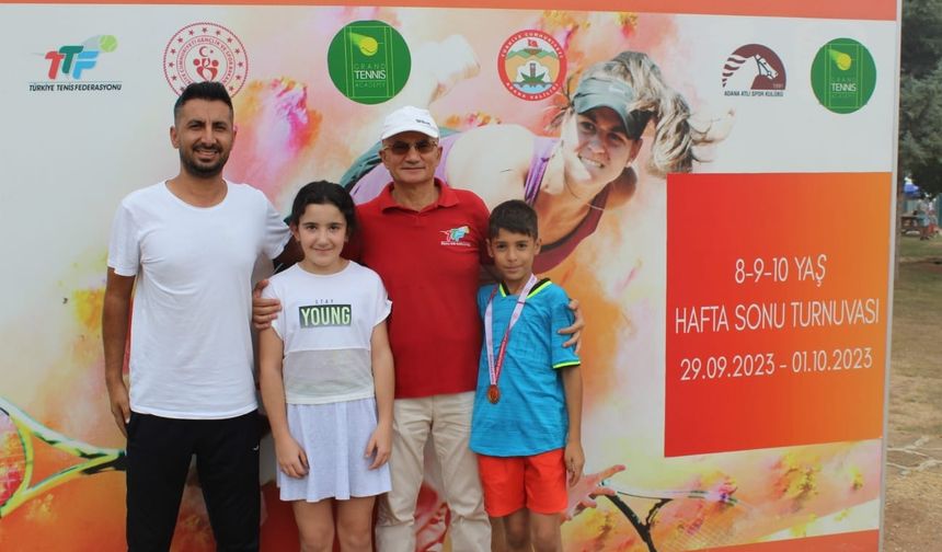 Adıyamanlı Tenisçiler Madalyaları Topladı