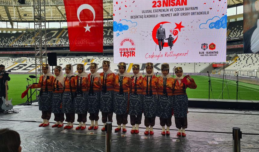 Besni Beşiktaş İlkokulu Tüpraş Arena'da