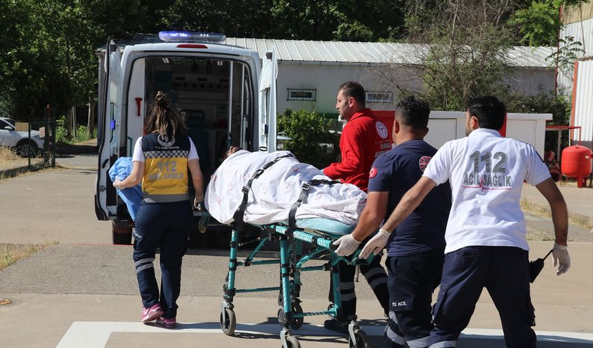 Ambulans helikopter kalça kemiği kırılan genç için havalandı