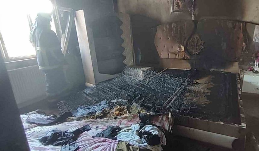 Mardin’de ev yangını itfaiye ekiplerince söndürüldü