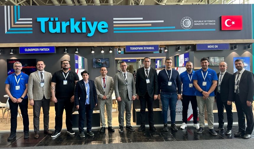 Geleceğin endüstriyel çözümleri fuarına Teknopark İstanbul firmaları katıldı