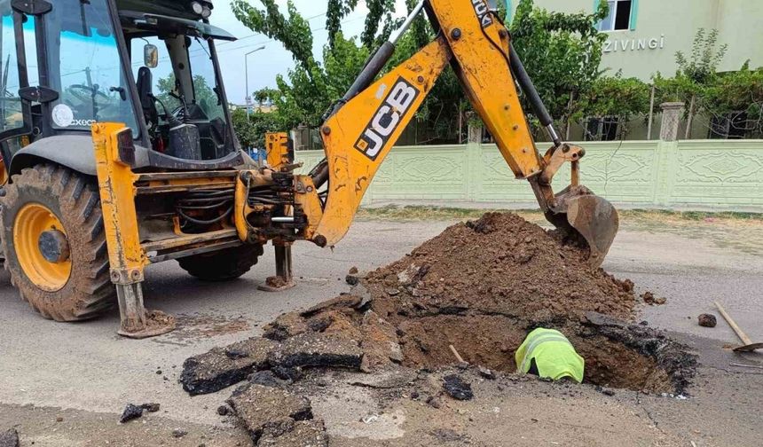 Siirt Belediyesi altyapı sorunlarını gidermeye devam ediyor