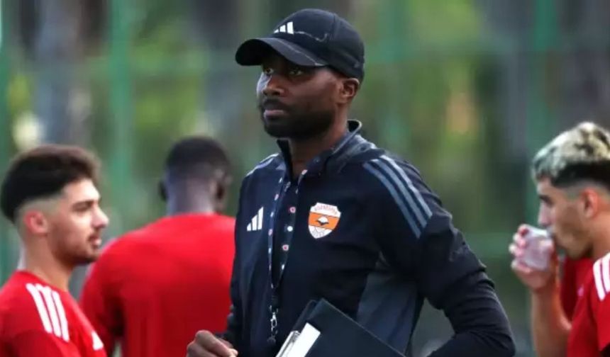 Adanaspor'un teknik direktörü Sol Bamba hayatını kaybetti