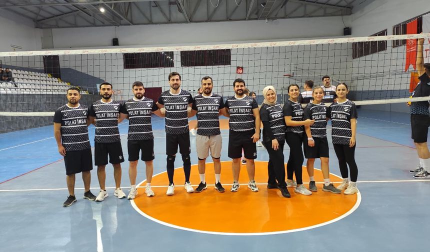 Besni Kaymakamlığı Voleybol Turnuvası başladı.