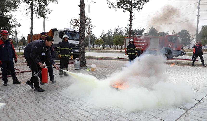 Mardin OSB'de yangın eğitimi ve tahliye tatbikatı