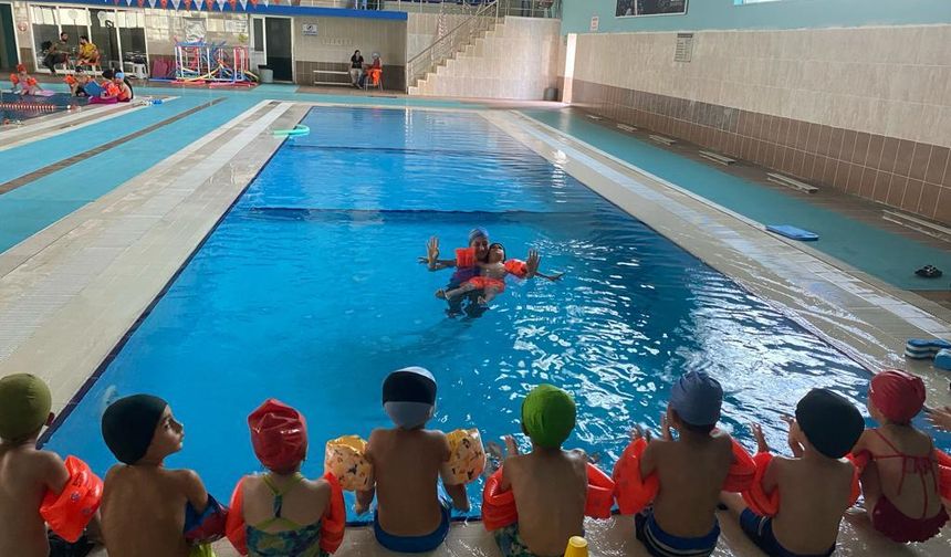 Adıyaman Belediyesi Yaz Spor Okullarında Yüzme Kayıtları Başladı