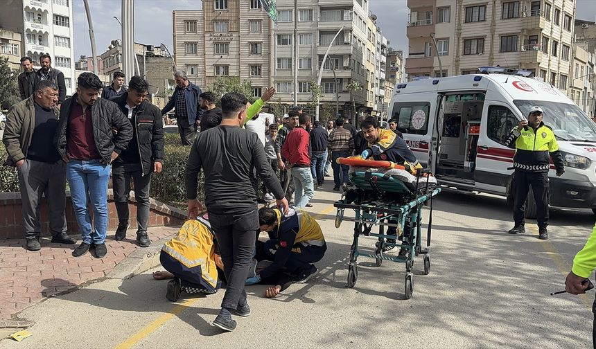 Motosikletin devrildiği kazada 1 kişi yaralandı