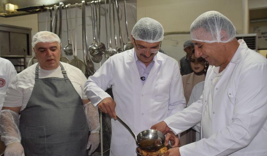 AK Parti Batman Milletvekili Nasıroğlu, aşevini ziyaret etti