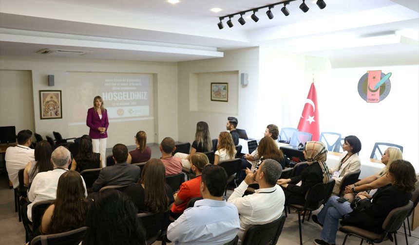Gazetecilere diksiyon ve haber spikerliği eğitimi verildi