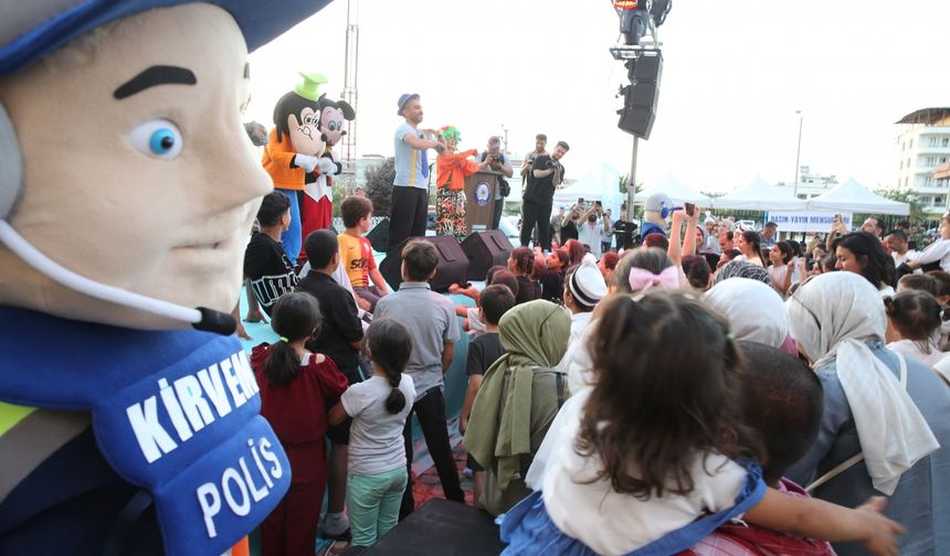 "Kirvem Polis Olsun Projesi" ile 250 çocuk için sünnet oldu