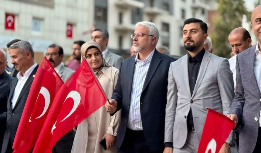 Kablan, partisinin 24. kuruluş yıldönümünü kutladı