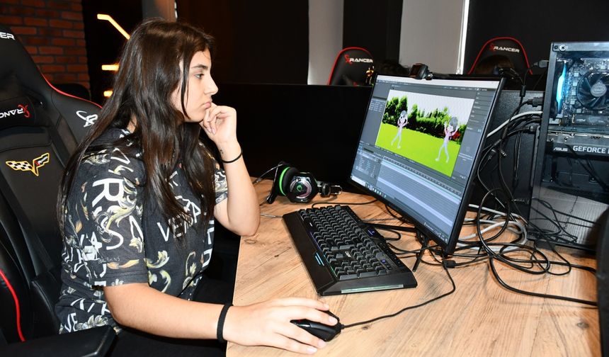 Batmanlı Öğrenciler Zanaat Atölyelerinde Becerileniyor