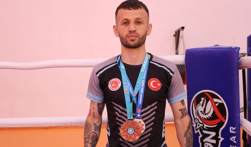 Bokstan Kick Boksa, Dünya Üçüncülüğüne
