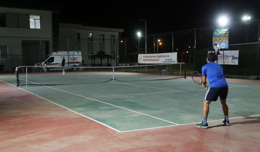 Diyarbakır’da sağlıkçı tenis turnuvası başladı