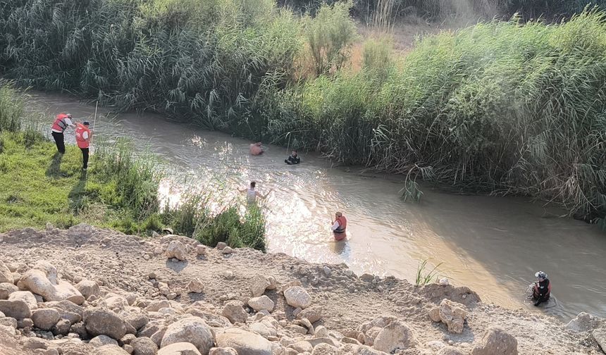 Kezer Çayı'na giren 3 çocuktan biri kayboldu