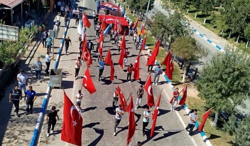 27. Besni Eğitim Bayramında Coşkulu Kortej