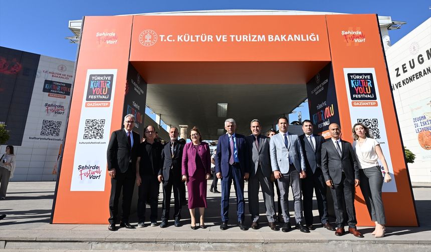 Bakan Yardımcısı Alpaslan, GastroAntep'te