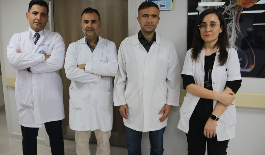 Diyarbakır'da hasta genç kıza 'beyin pili' takıldı