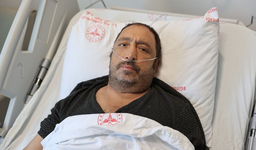 Bu hastanın böbreği 6 kilogram çıktı