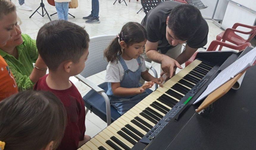 Adıyaman Konservatuarı’nda Miniklerden Büyük Sanat