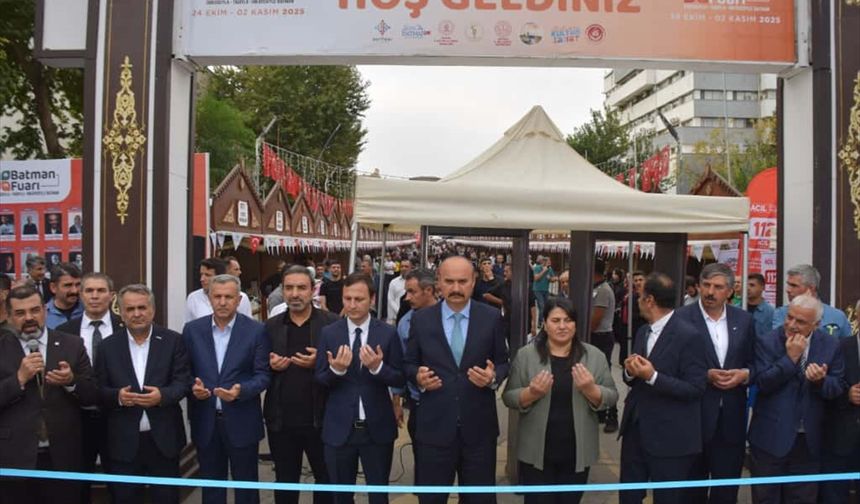 Batman'da 8. Kitap Fuarı ve Kültür Sanat Festivali başladı