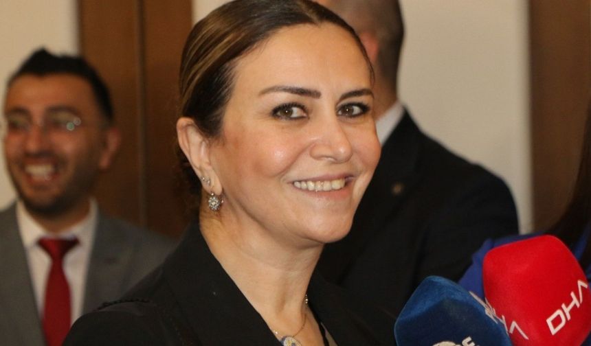 Dilvin Şirvan Toprak: 'Türk kadınları Atatürk'ün yolunda mücadeleye devam ediyor' - Videolu Haber