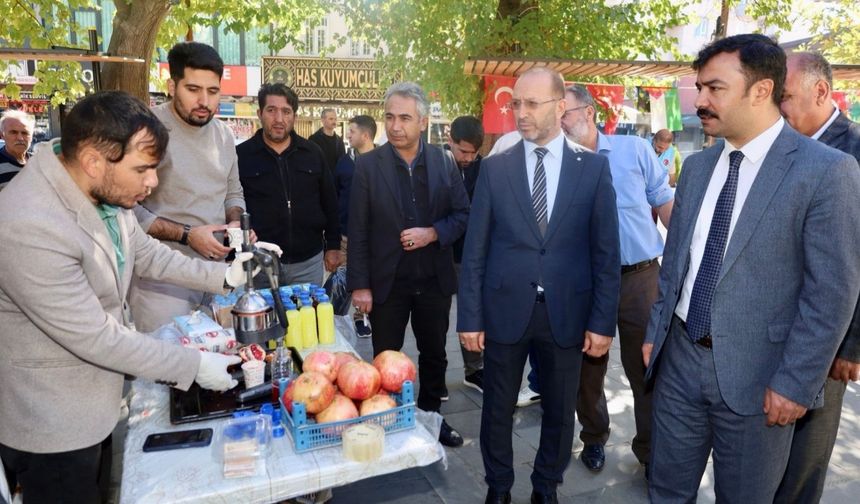 Kahta'da vatandaşlar Filistin'e yardım için buluştu