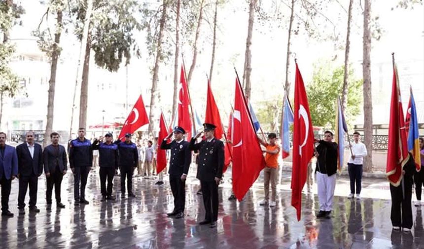 Nizip ve Araban'da Cumhuriyet'in 102. yılı kutlandı