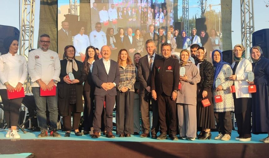 Adıyaman'da Kadınlar yöresel lezzetlerle yarıştı