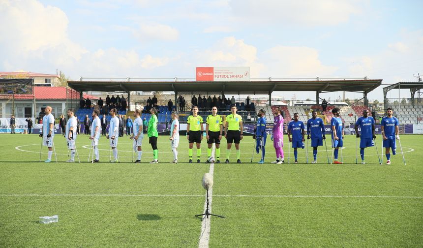 Kupayı Başkent Ampute Futbol Gücü kazandı