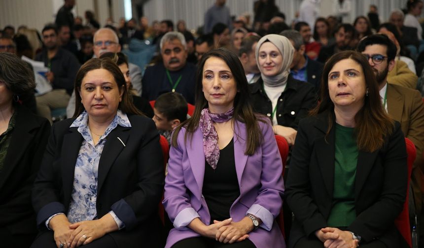 DEM Parti Eş Başkanı Hatimoğulları, Diyarbakır'da Konuştu