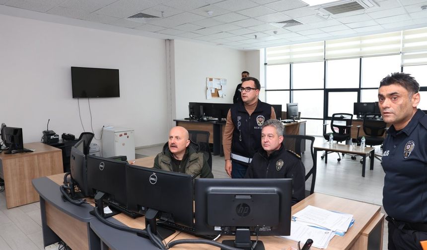 Vali Varol karla mücadele çalışmalarını takip etti