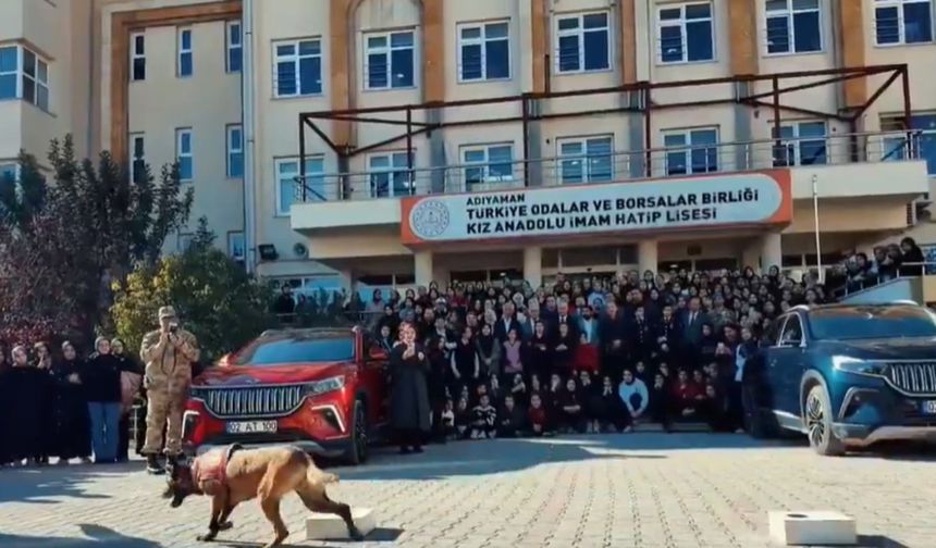 Adıyaman'da öğrencilere savunma sanayisi ve TOGG tanıtıldı