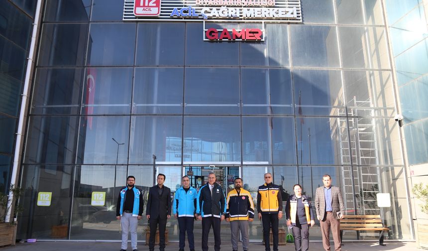 Diyarbakır İl Sağlık Müdürü 112 Acil Merkezi’ni Ziyaret Etti