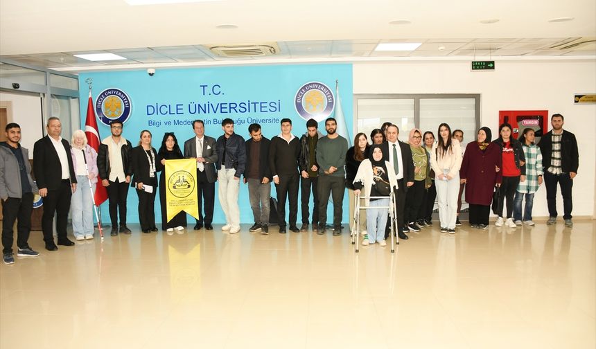 Dicle Üniversitesi’nde Yapay Zeka Semineri Düzenlendi
