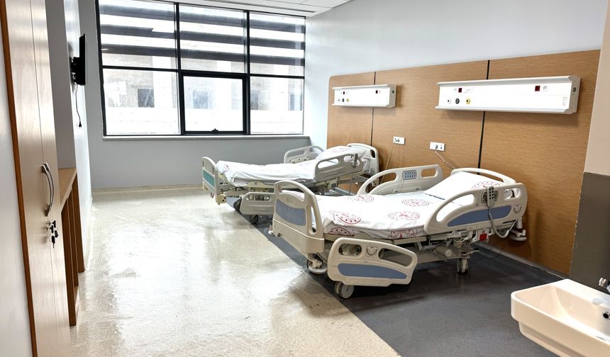 Kayapınar Şehir Hastanesi’nde Örnek Hasta Odası Tanıtıldı
