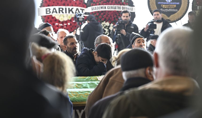 Siirt'te öldürülen kadın Ankara'da toprağa verildi
