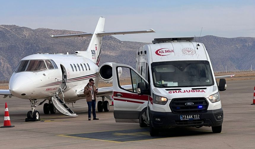 Şırnak'ta rahatsızlanan bebek ambulans uçakla sevk edildi