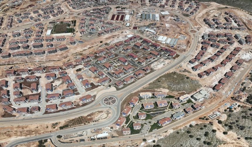 Adıyaman’da Deprem Konutları WhatsApp Hattı Oluşturuldu